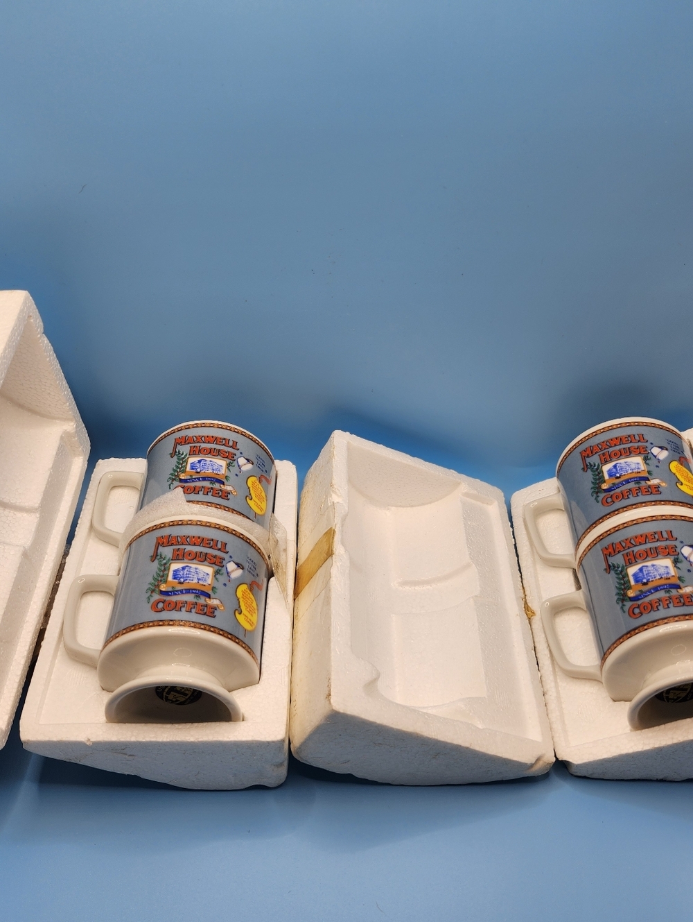 Vintage Maxwell House Coffee pedestal mugs4 1970s/New Old Stock (NOS) Orig. Pack